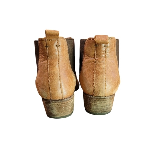 Frye Carson Chelsea Cognac Brown Leather Ankle Booties Size 9 - Picture 6 of 9